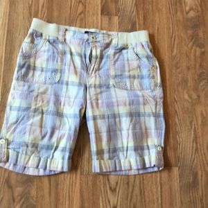 Gloria Vanderbilt Bermuda shorts